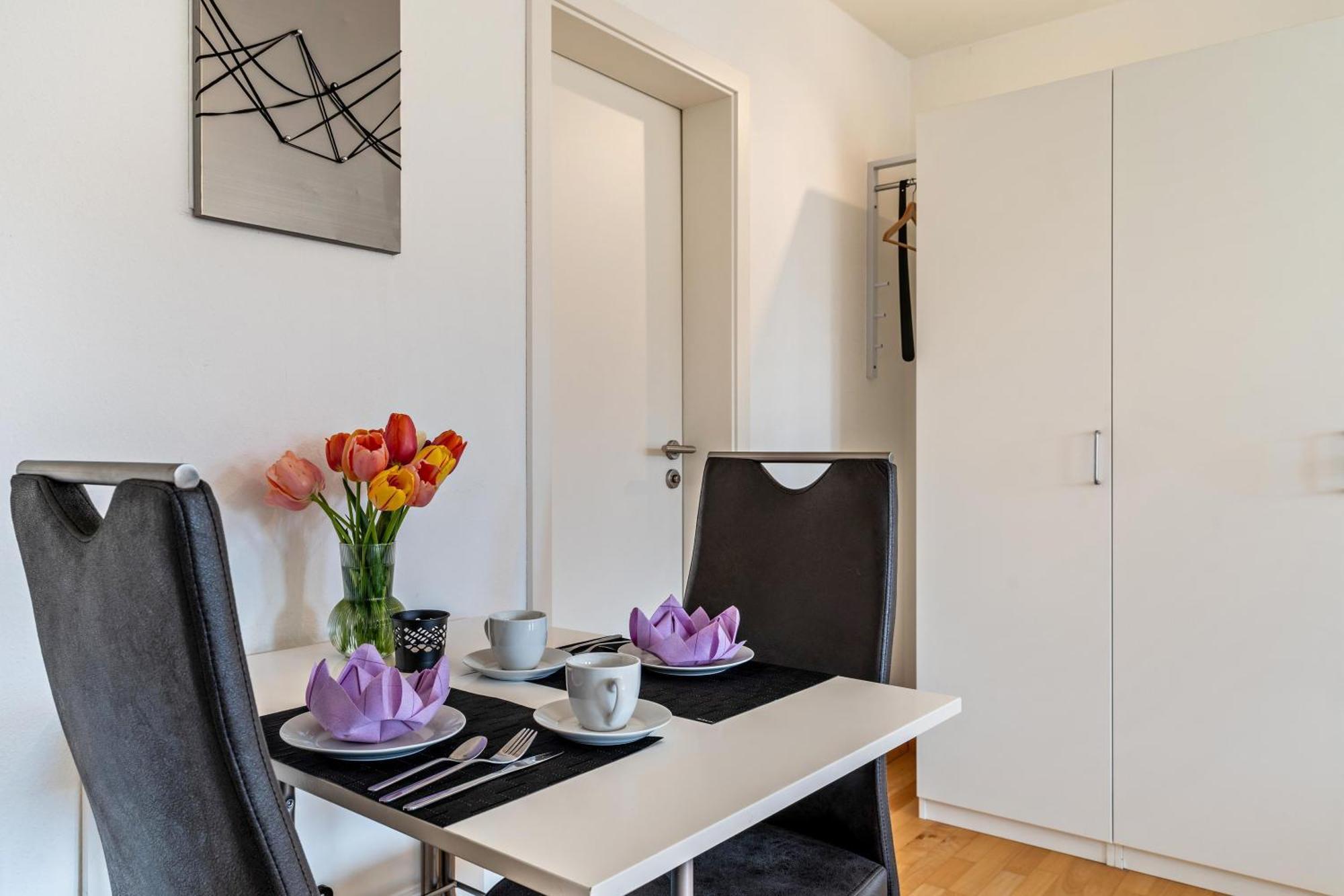 Ferienwohnung Lehen - Herr 2 Freiburg im Breisgau Exterior foto
